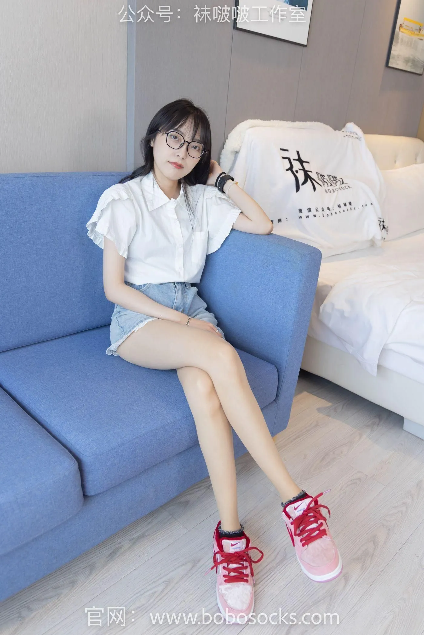 [BoBoSocks袜啵啵]NO.097 稚予-板鞋、玻璃丝短袜、肉丝 [140P]插图5